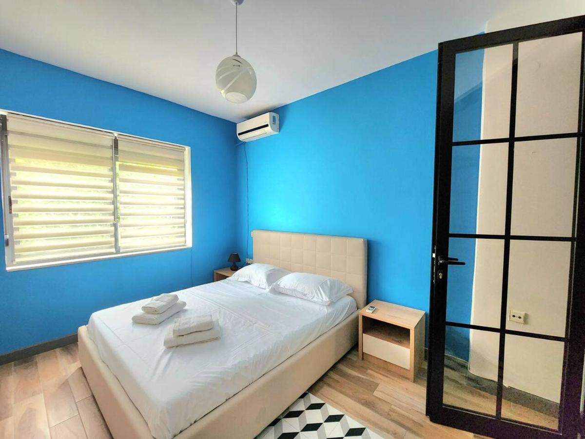 Turqoise Flat In City Center With 24H Self Check In Tirana Exterior photo